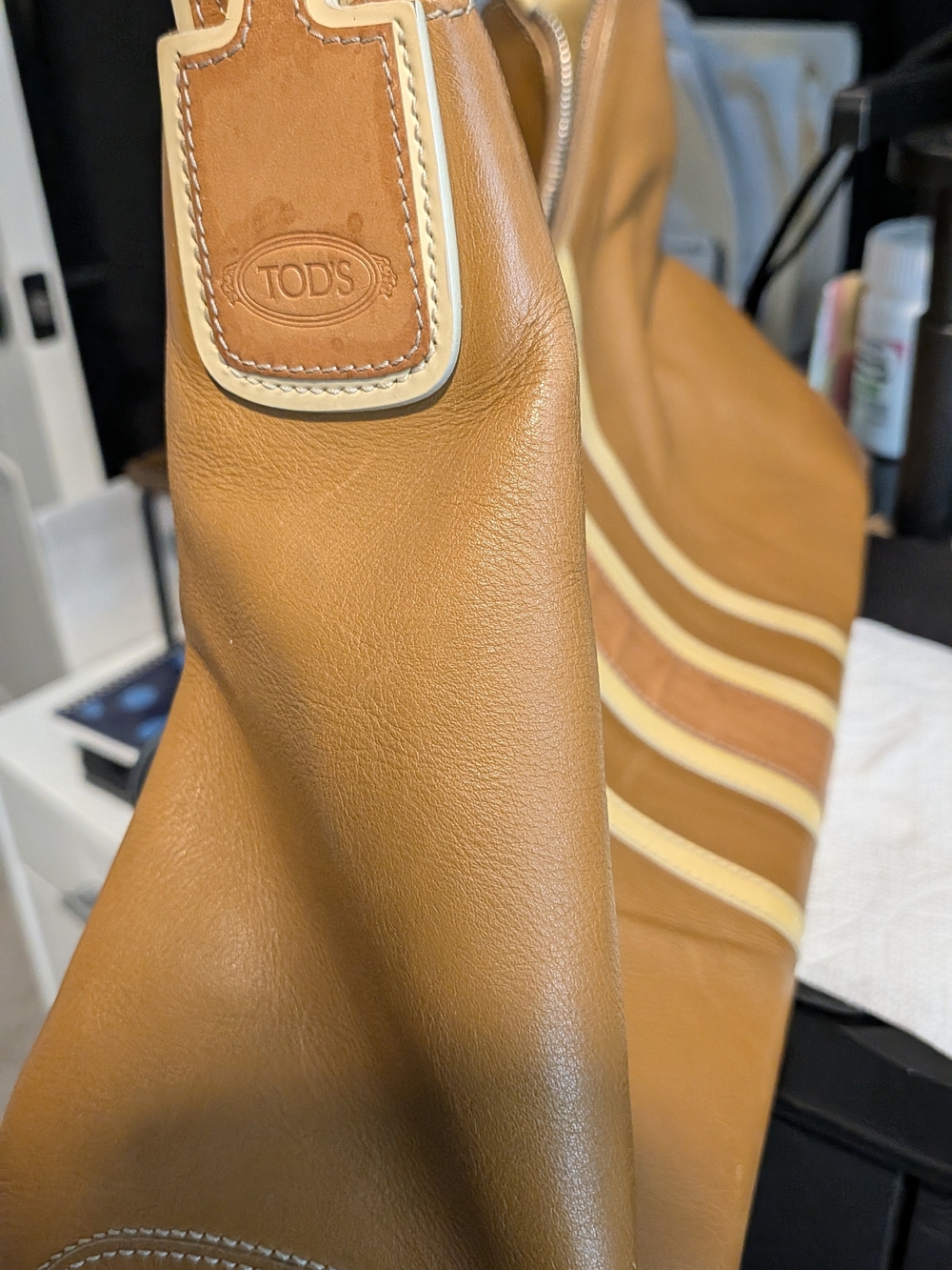TOD'S Tan / Cognac and Cream Leather Shoulder Bag
